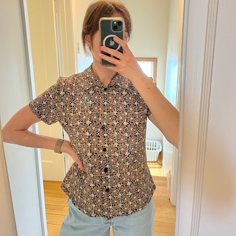 Vintage Floral Button-Up Women's Top